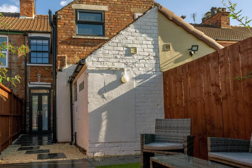 No6 - Beverley - Elegant Townhouse - Central Location 外观 照片
