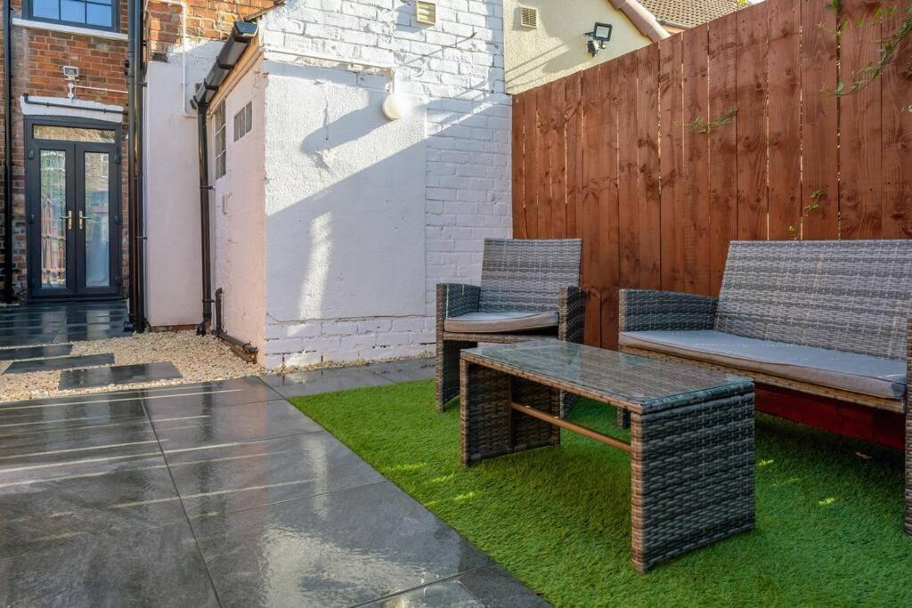 No6 - Beverley - Elegant Townhouse - Central Location 外观 照片